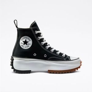 Black converse run star hike high top sneakers women’s size 9 NWT in box